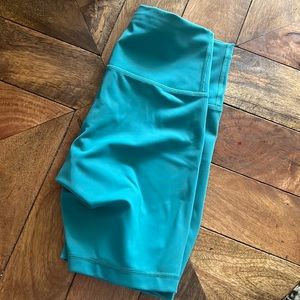 lululemon Align High-Rise Short 6" teal 10 bike